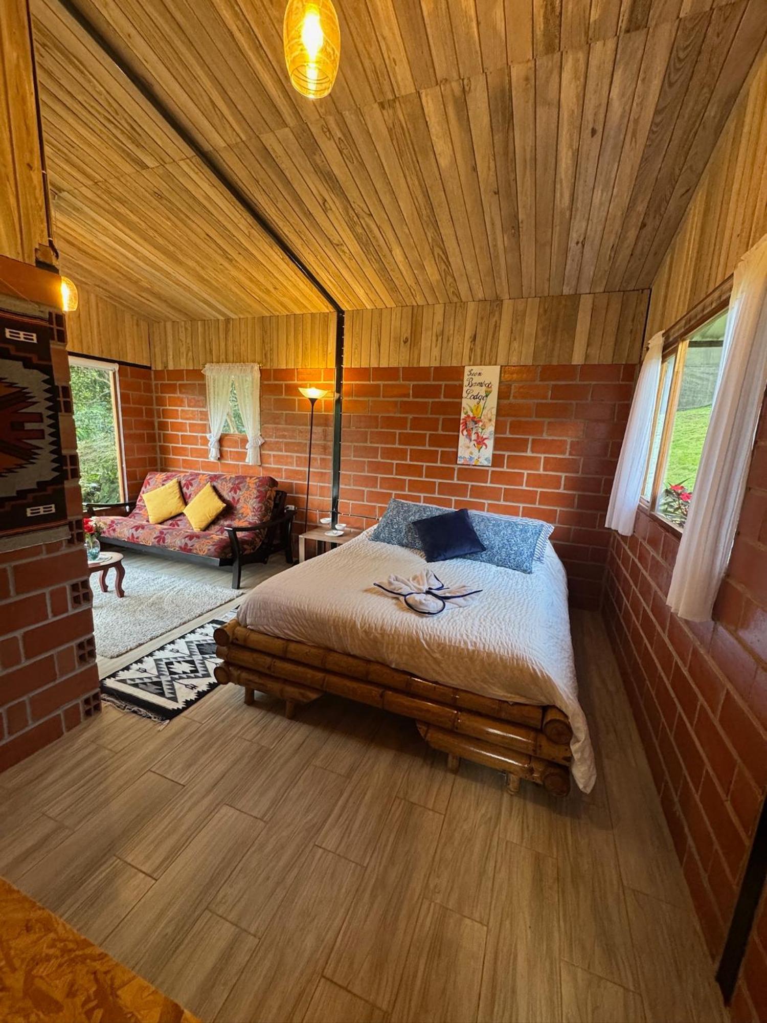 Green Bamboo Lodge San Francisco de Borja Exterior photo